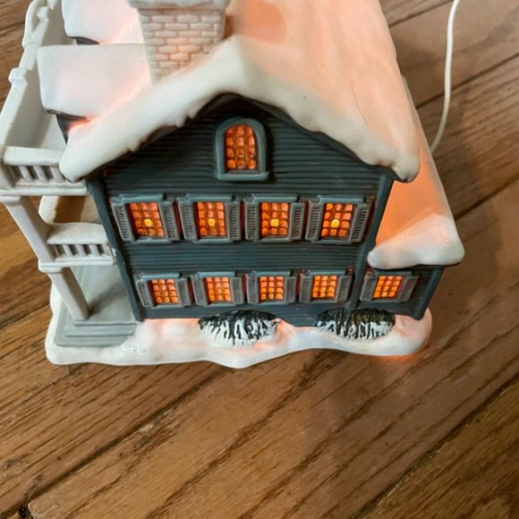 Currier & Ives Old Sloan Tavern Porcelain House Museum of the City of New York - Picture 5 of 6
